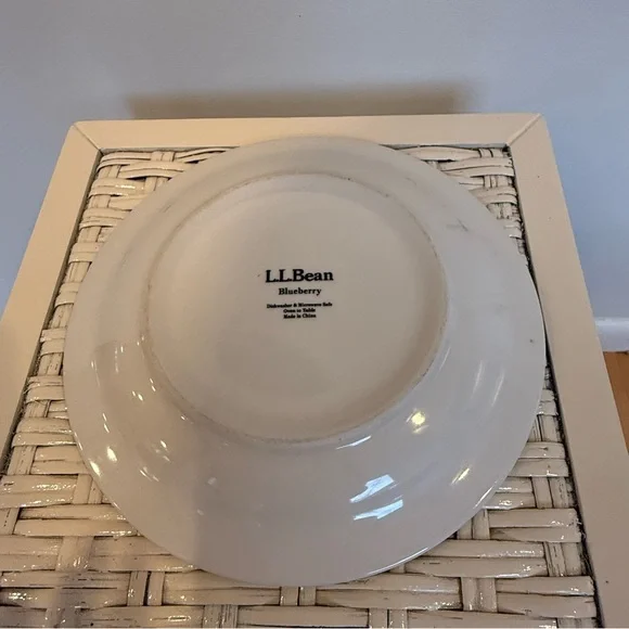 Blueberry Pattern Ceramic Salad Plate - Blue - Picture 4 of 5